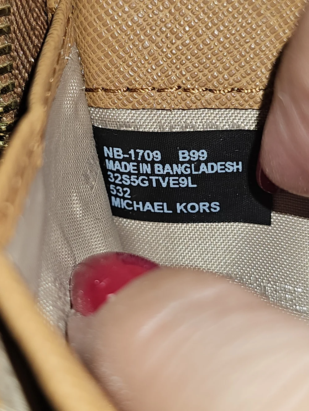 Michael Kors Leather Continental Wristlet